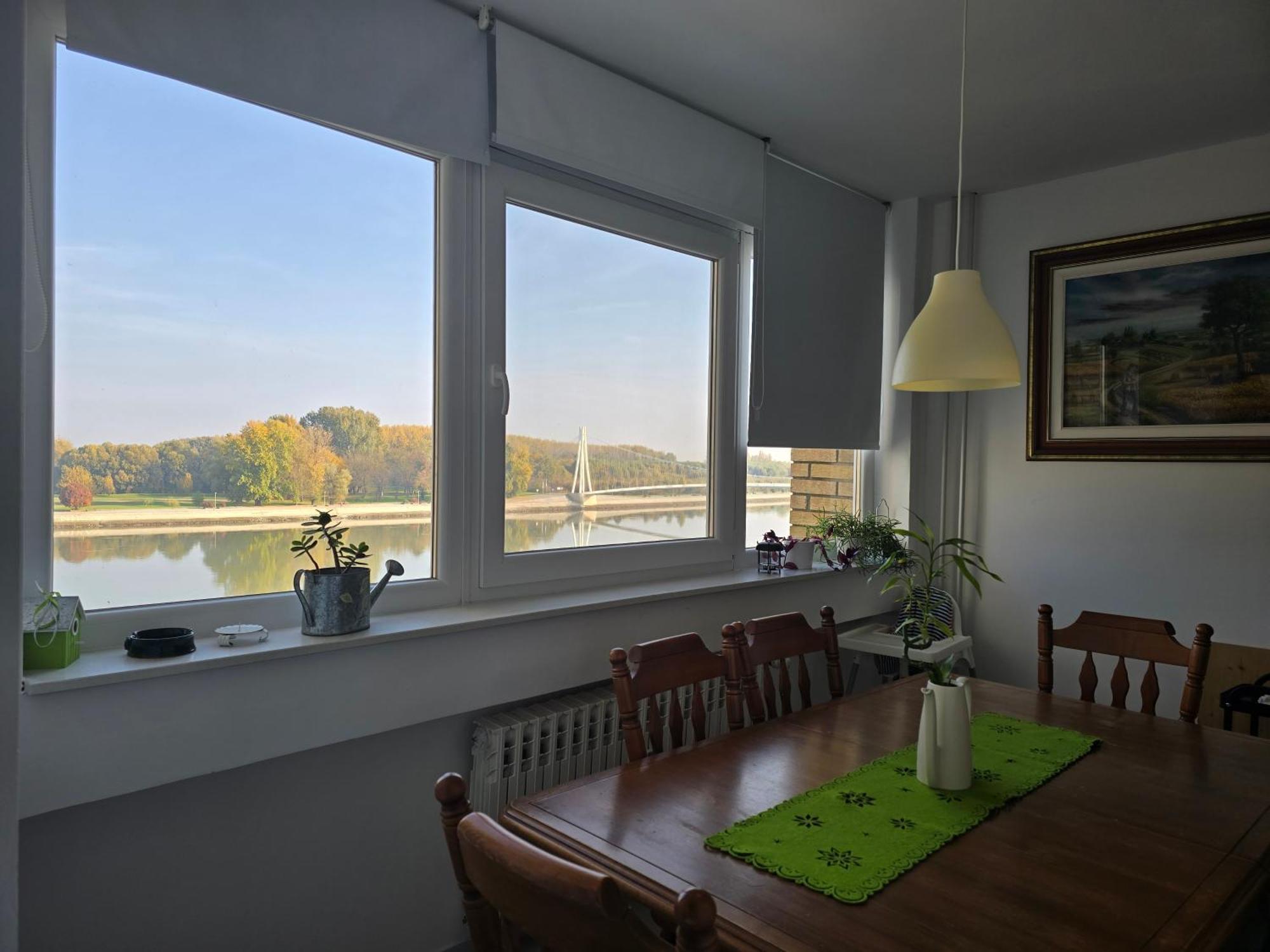 Riverview Apartment Осиек Екстериор снимка