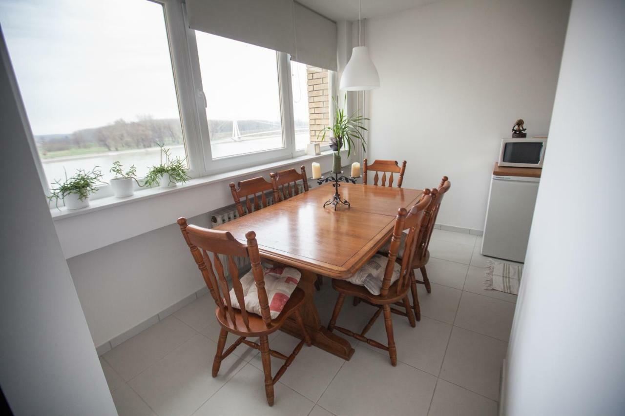 Riverview Apartment Осиек Екстериор снимка