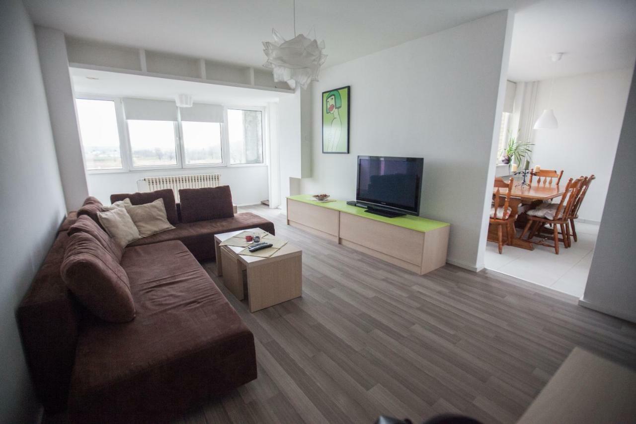Riverview Apartment Осиек Екстериор снимка