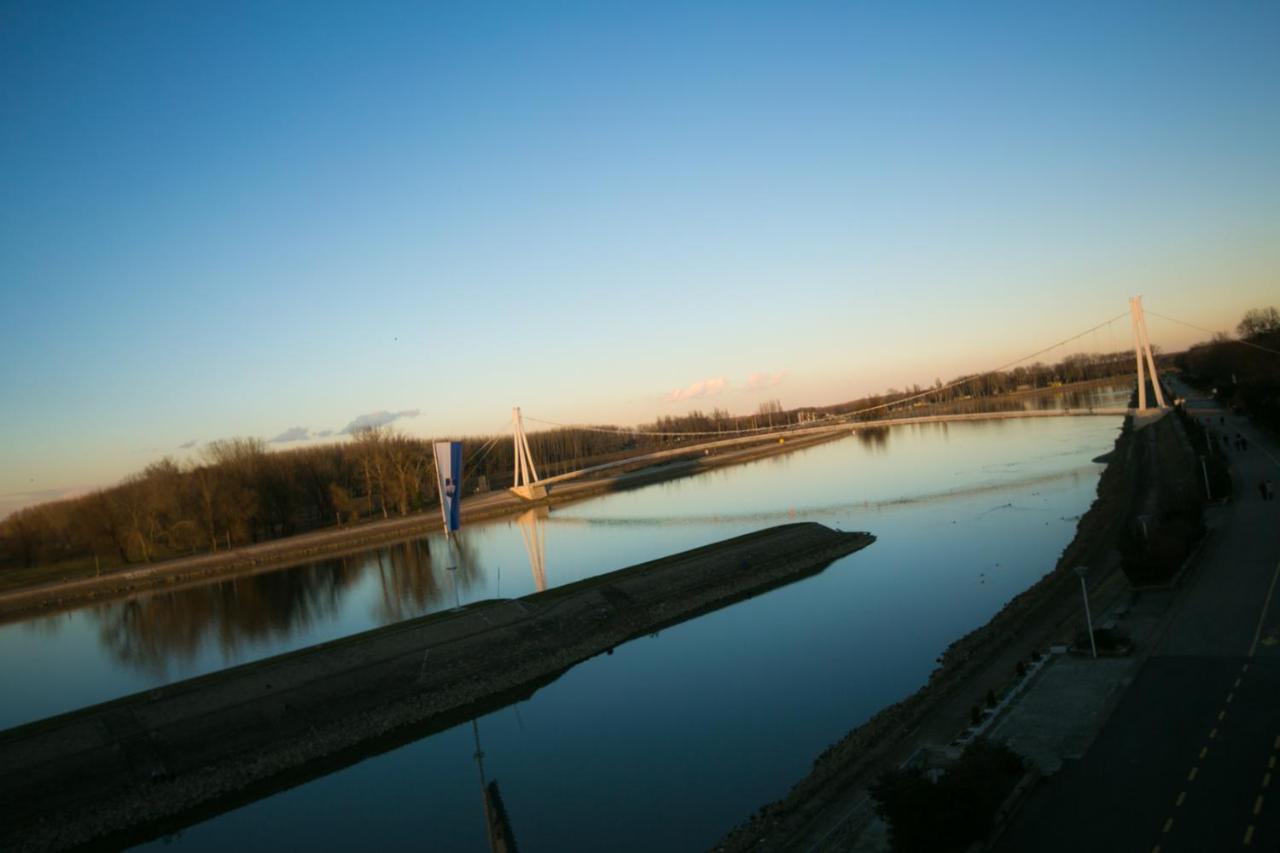 Riverview Apartment Осиек Стая снимка